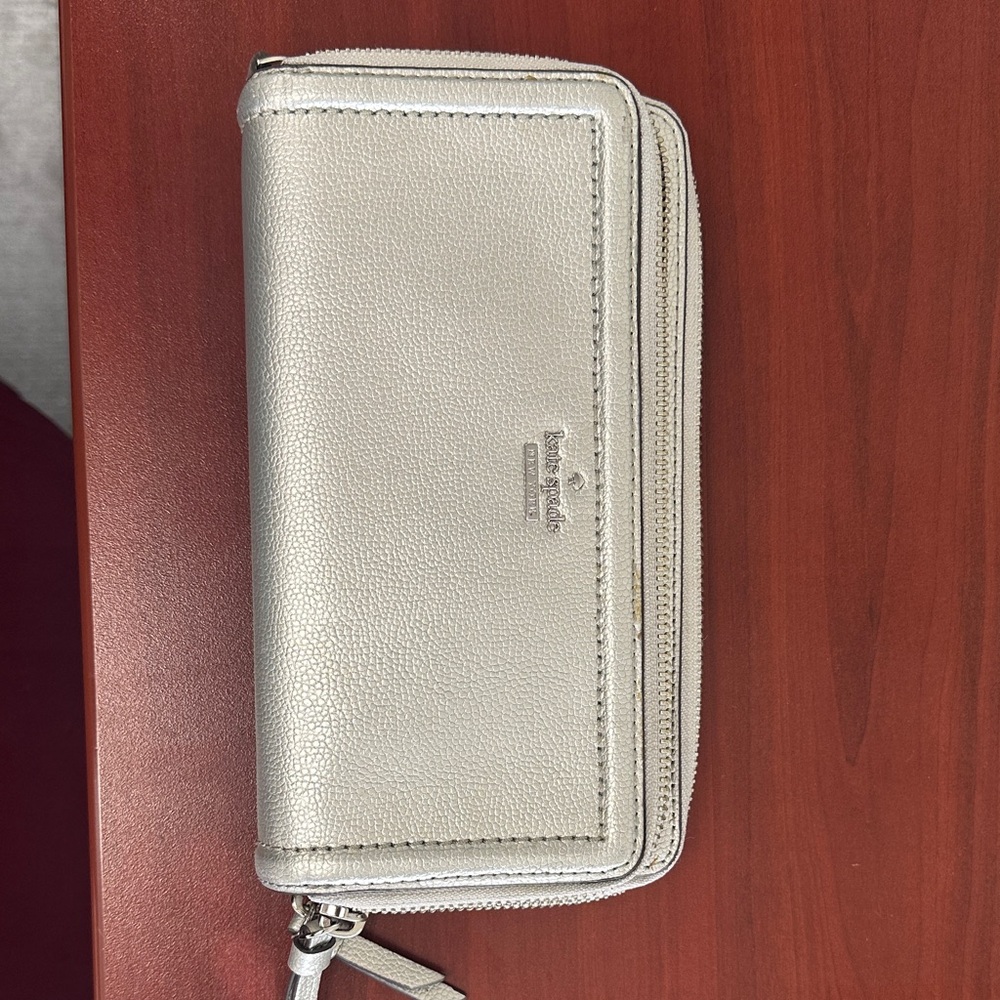 Kate Spade Metallic Silver Wallet